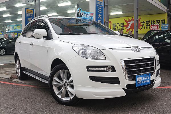 2013年 LUXGEN SUV 2.2 照片2