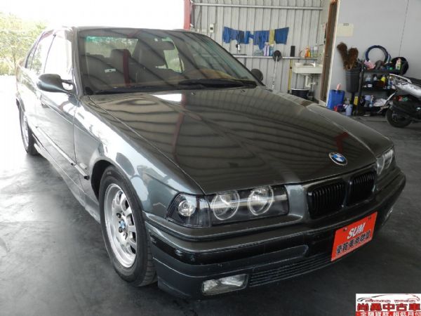 BMW   318I 照片2