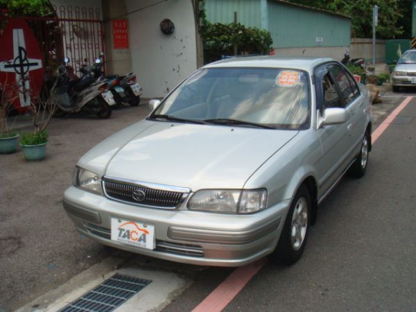 TOYOTA TERCEL 照片1