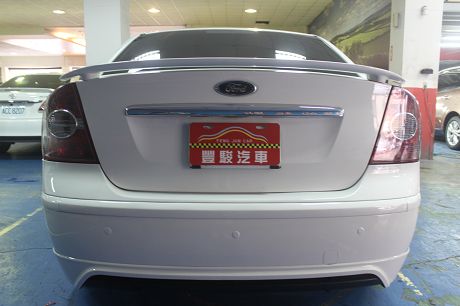 Ford 福特 Focus 1.8  照片10