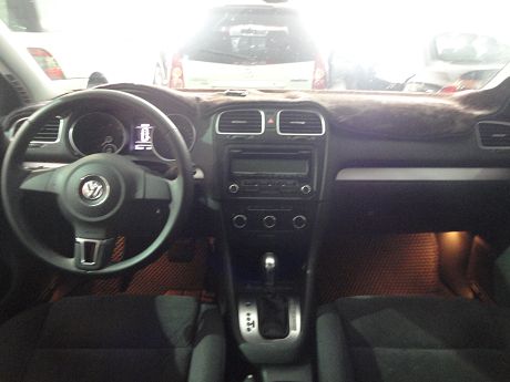 VW 福斯 Golf 照片2