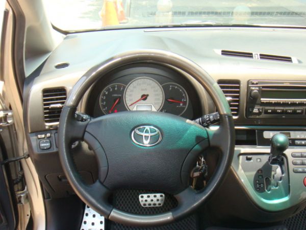 TOYOTA WISH 照片10