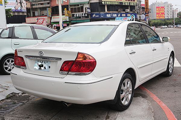 2005年 豐田 CAMRY 2.0 照片3