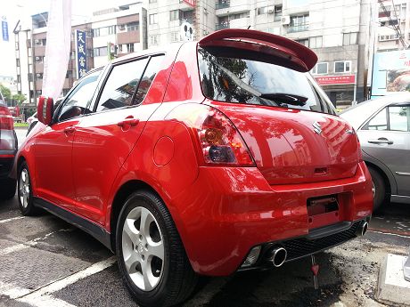 Suzuki 鈴木 Swift  照片9