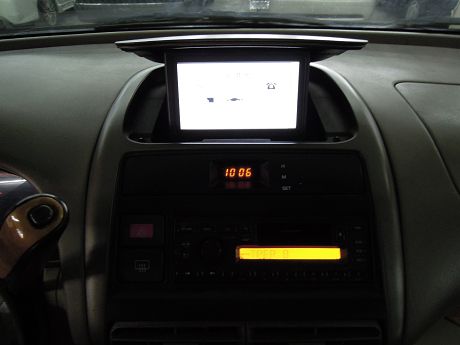 Nissan 日產 Serena QRV 照片3