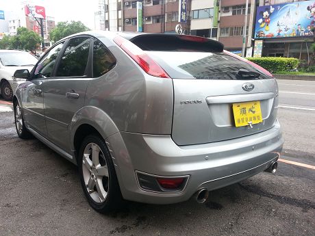 Ford 福特 Focus 2.0  照片10