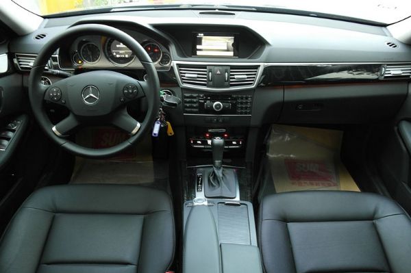 2011年Benz E200CGI總代理 照片3