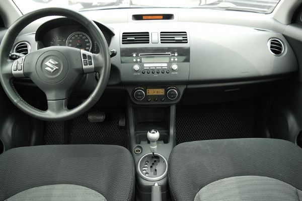 2007年Suzuki Swift 黑色 照片3