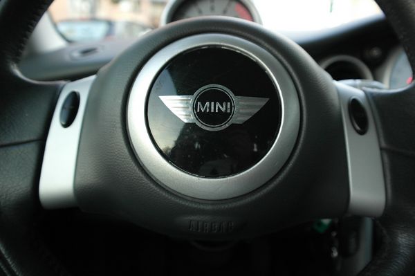 2002年Mini Coupe 1.6 照片4