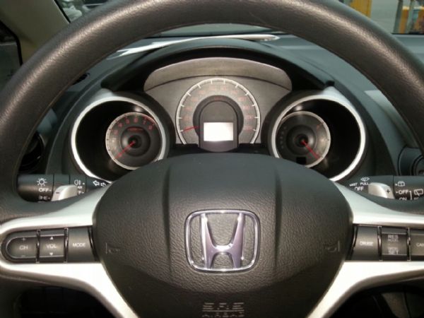 2011年Honda Fit 原漆 照片4