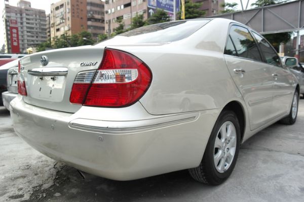 ★小瑋嚴選☆04 豐田 Camry 銀  照片2