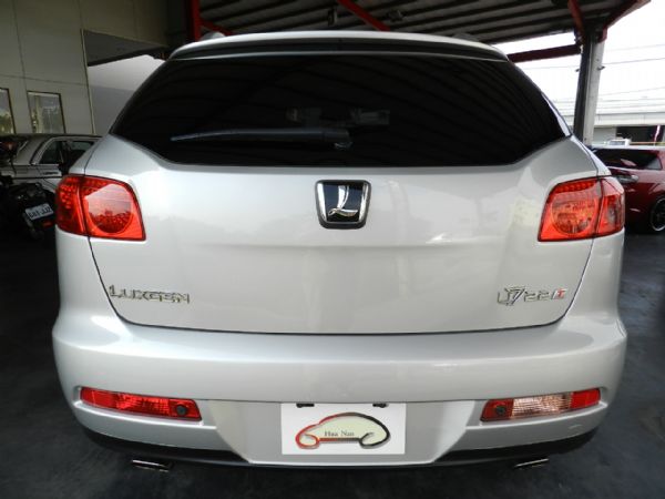 LUXGEN 納智捷 SUV 銀 2.2 照片9