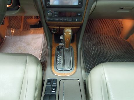 2004Nissan 日產 Cefiro 照片5