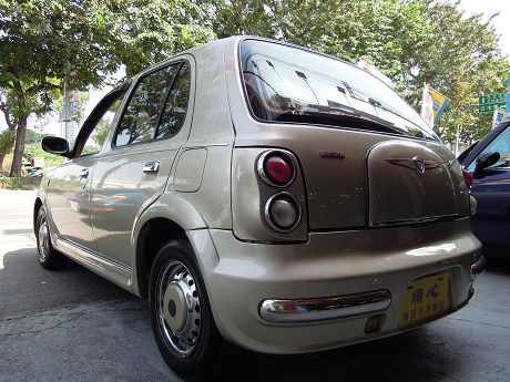 Nissan 日產 Verita 照片10