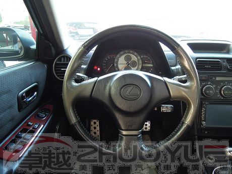 2002Lexus 凌志 IS 200 照片5