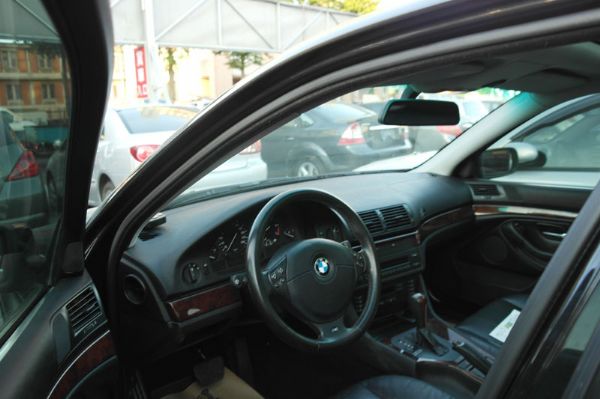 2000年bmw 525i 照片4