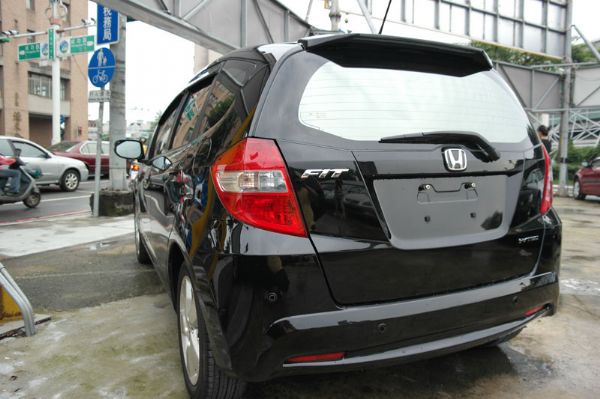  2011年Honda Fit頂級1.5 照片2