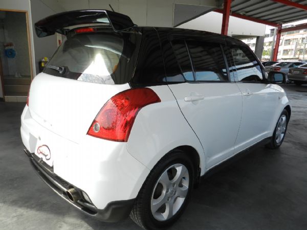  Suzuki 鈴木 Swift  照片9