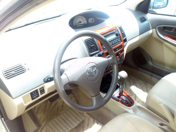 Toyota Vios 簡單舒適省油耐操 照片8