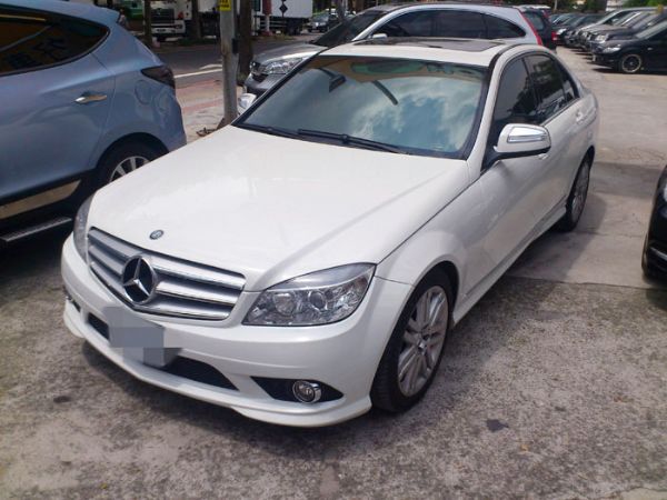 Benz C300 一手漂亮車庫車 照片1