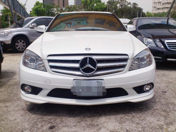 Benz C300 一手漂亮車庫車 照片2