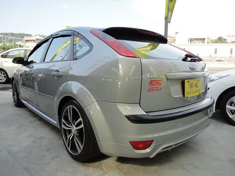 Ford 福特 Focus 2.0  照片10