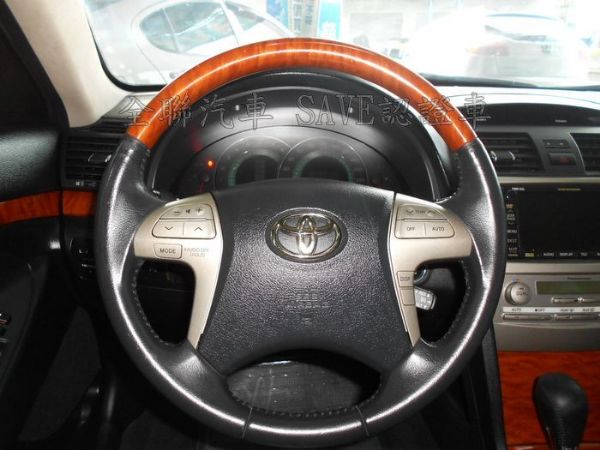 Toyota 豐田 Camry 照片5