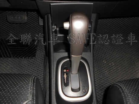 Nissan 日產 Tiida 照片7