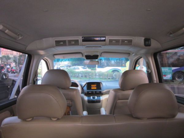 Nissan Qrv 8人座 2.5 綠 照片9