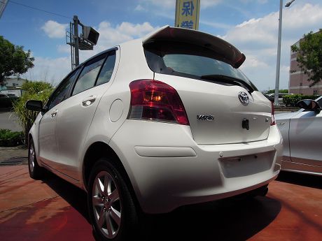 Toyota豐田 Yaris  照片10