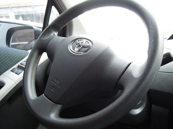 2009 Toyota豐田 Yaris 照片3