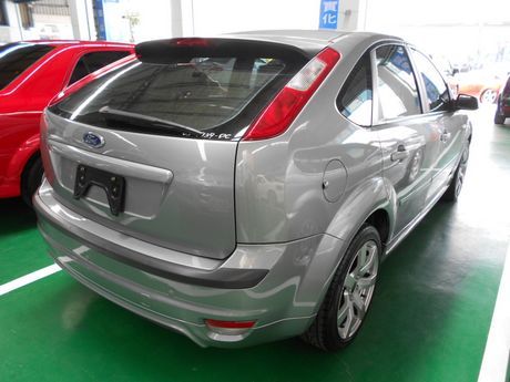 Ford 福特 Focus 2.0 5D 照片10