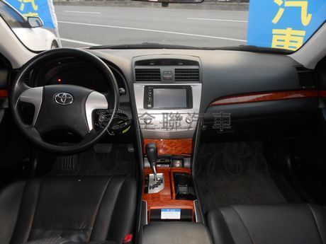 Toyota Camry 2.4 E版 照片2