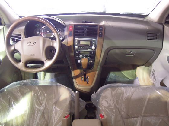 Hyundai 現代 Tucson汽油 照片2