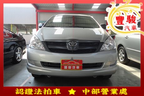 Toyota豐田 Innova 照片1