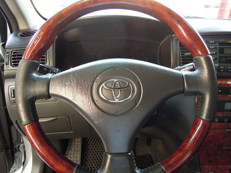 Toyota豐田 Altis 照片4