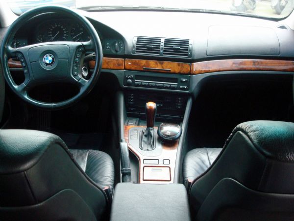 BMW 寶馬 528I E39 1998 照片5