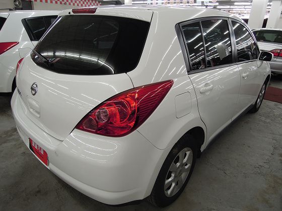 Nissan 日產 Tiida 照片10