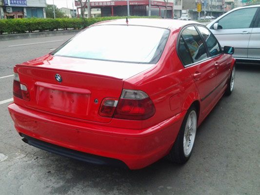 BMW 320I 紅 高鐵汽車 照片5