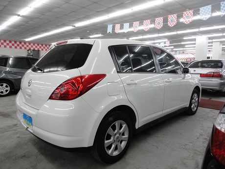 Nissan 日產 Tiida 照片10