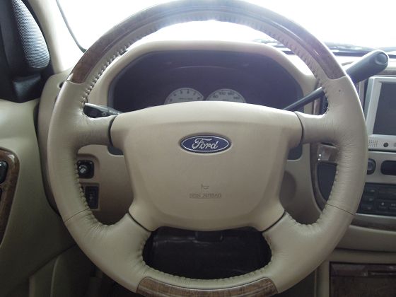 Ford 福特 Escape  照片5