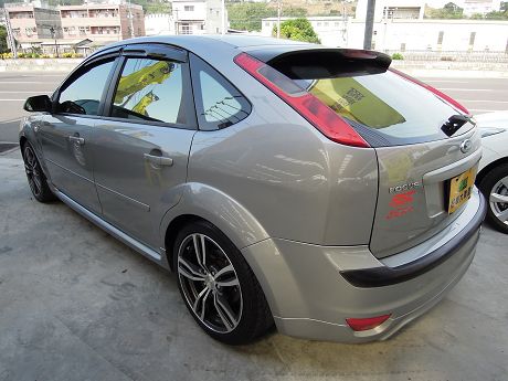 Ford 福特 Focus 2.0 照片10