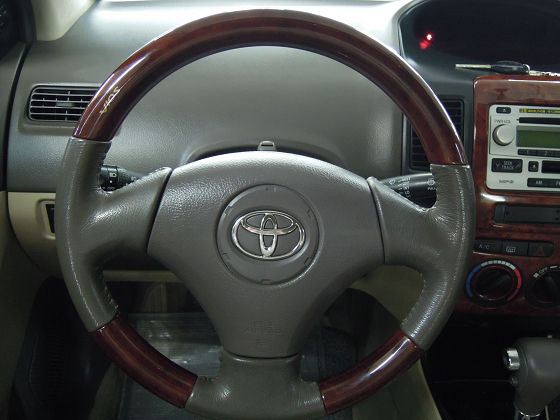 Toyota豐田 Vios 照片5