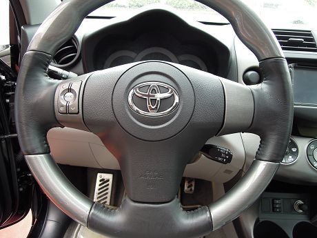 Toyota豐田 RAV4 照片6