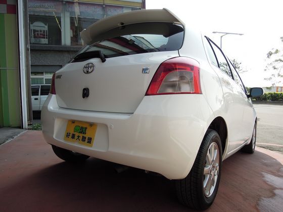 Toyota豐田 Yaris 照片10