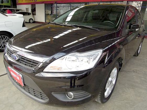 Ford 福特 Focus 1.8 照片1