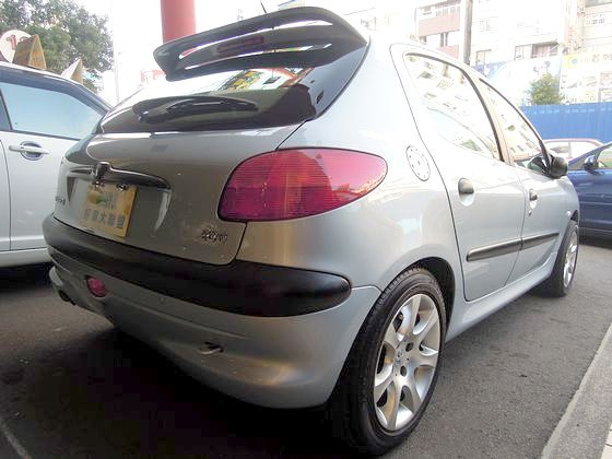 Peugeot 寶獅 206 照片10