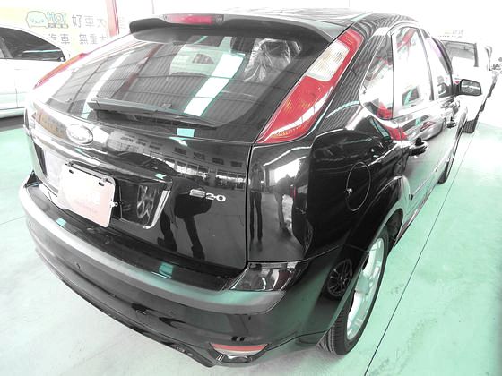 Ford 福特 Focus 2.0 照片10