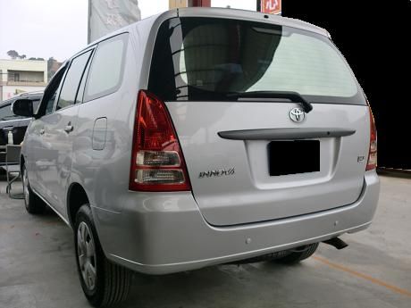 Toyota豐田 Innova 照片10