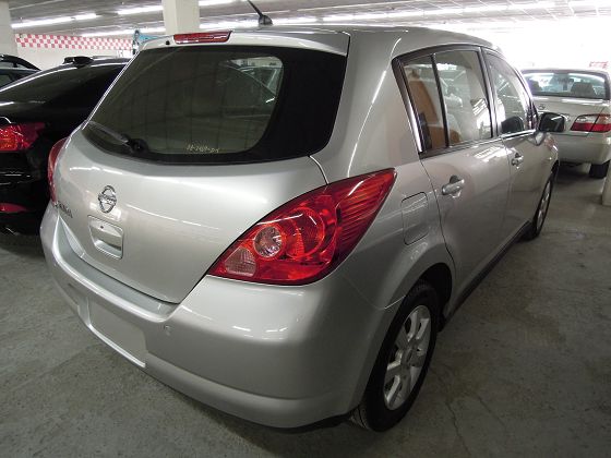 Nissan 日產 Tiida 照片10